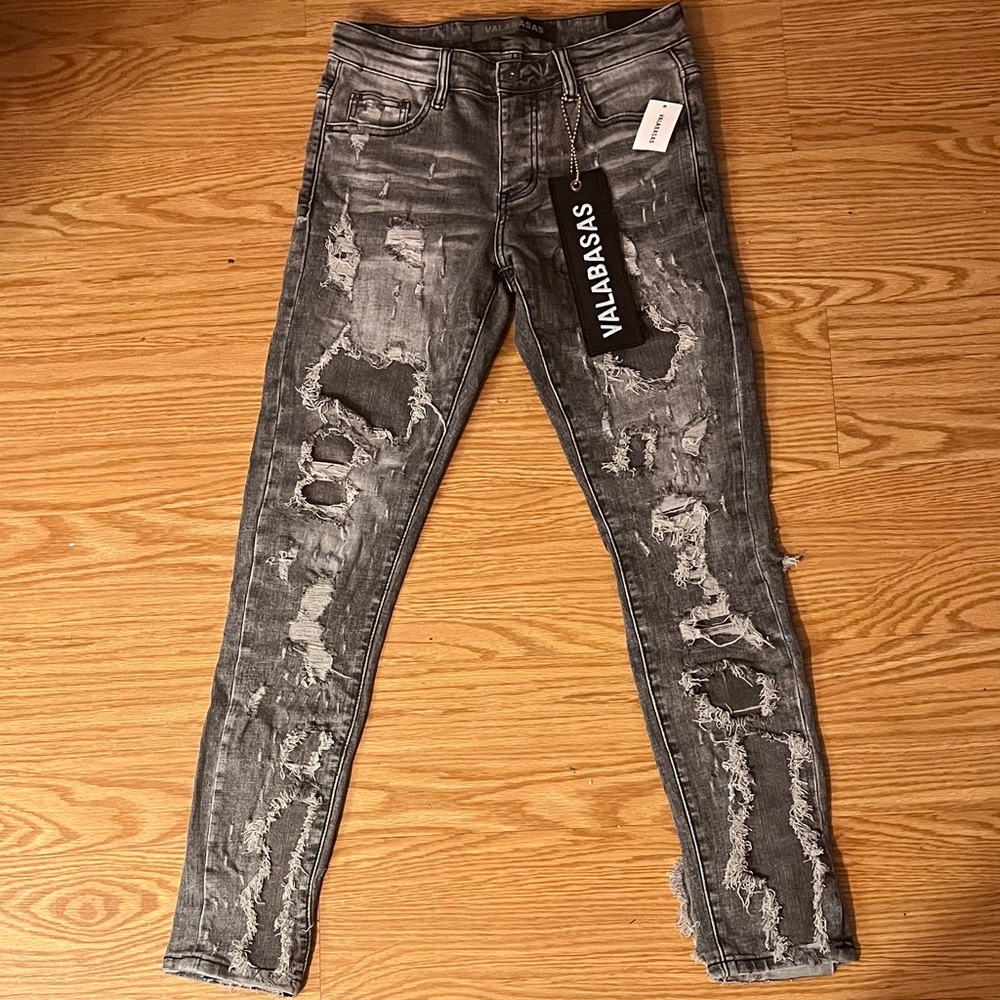 VALABASAS “WORN FROST” GREY SKINNY JEANS